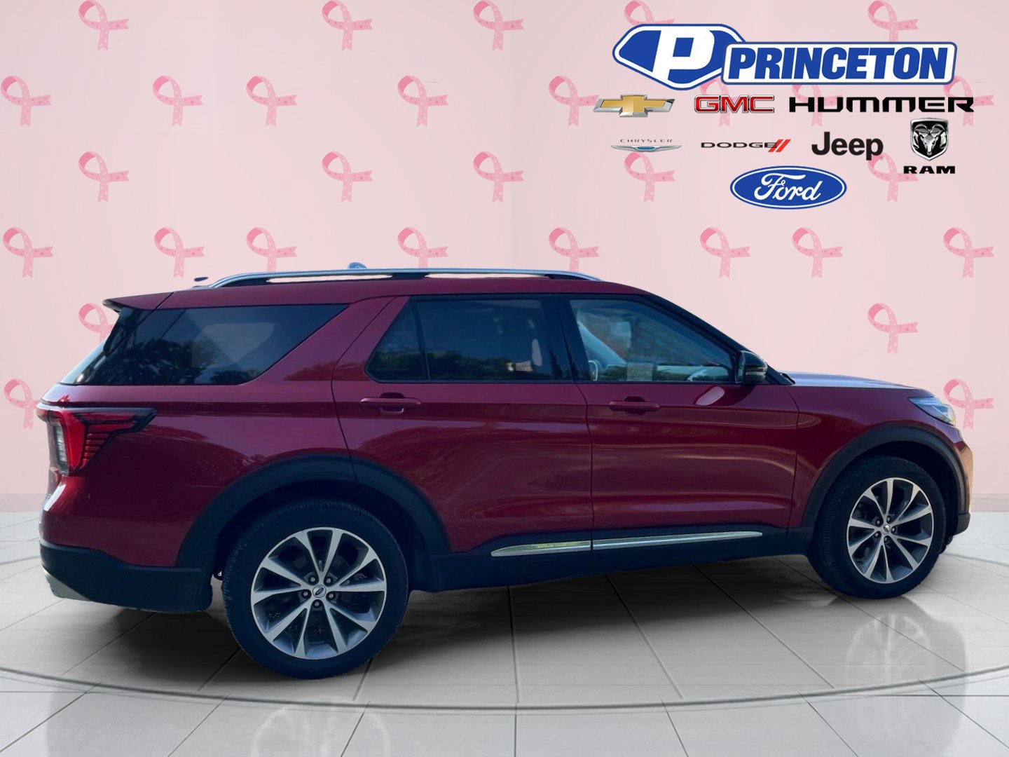 Certified 2025 Ford Explorer Platinum w/ Ultimate Package AWD/4WD image 8