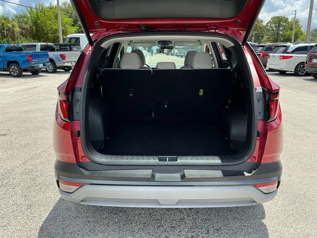Used 2025 Hyundai Tucson SEL FWD image 25