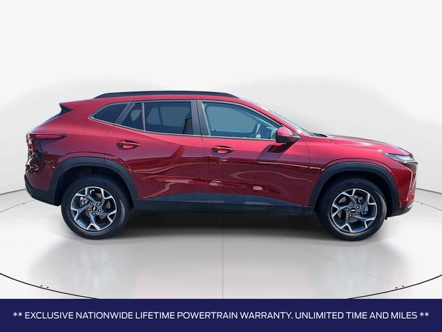 Used 2025 Chevrolet Trax LT w/ LT Convenience Package FWD video 3