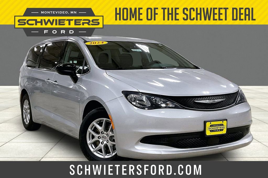 Used 2024 Chrysler Voyager LX FWD image 1