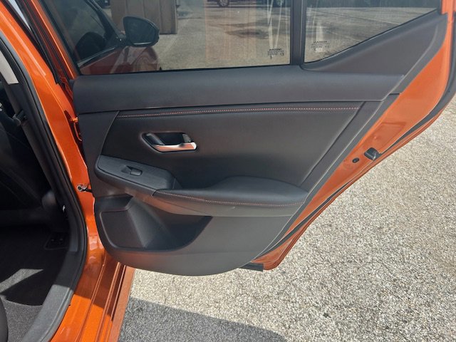 Used 2025 Nissan Sentra SR w/ SR Premium Package FWD image 14