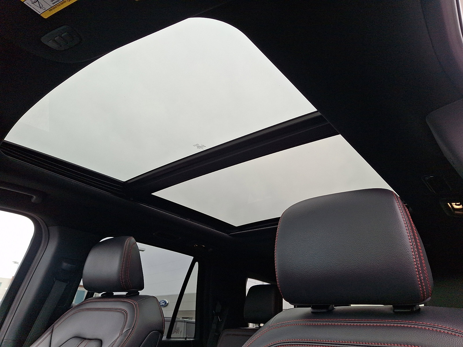 Certified 2024 Ford Expedition Limited image 21