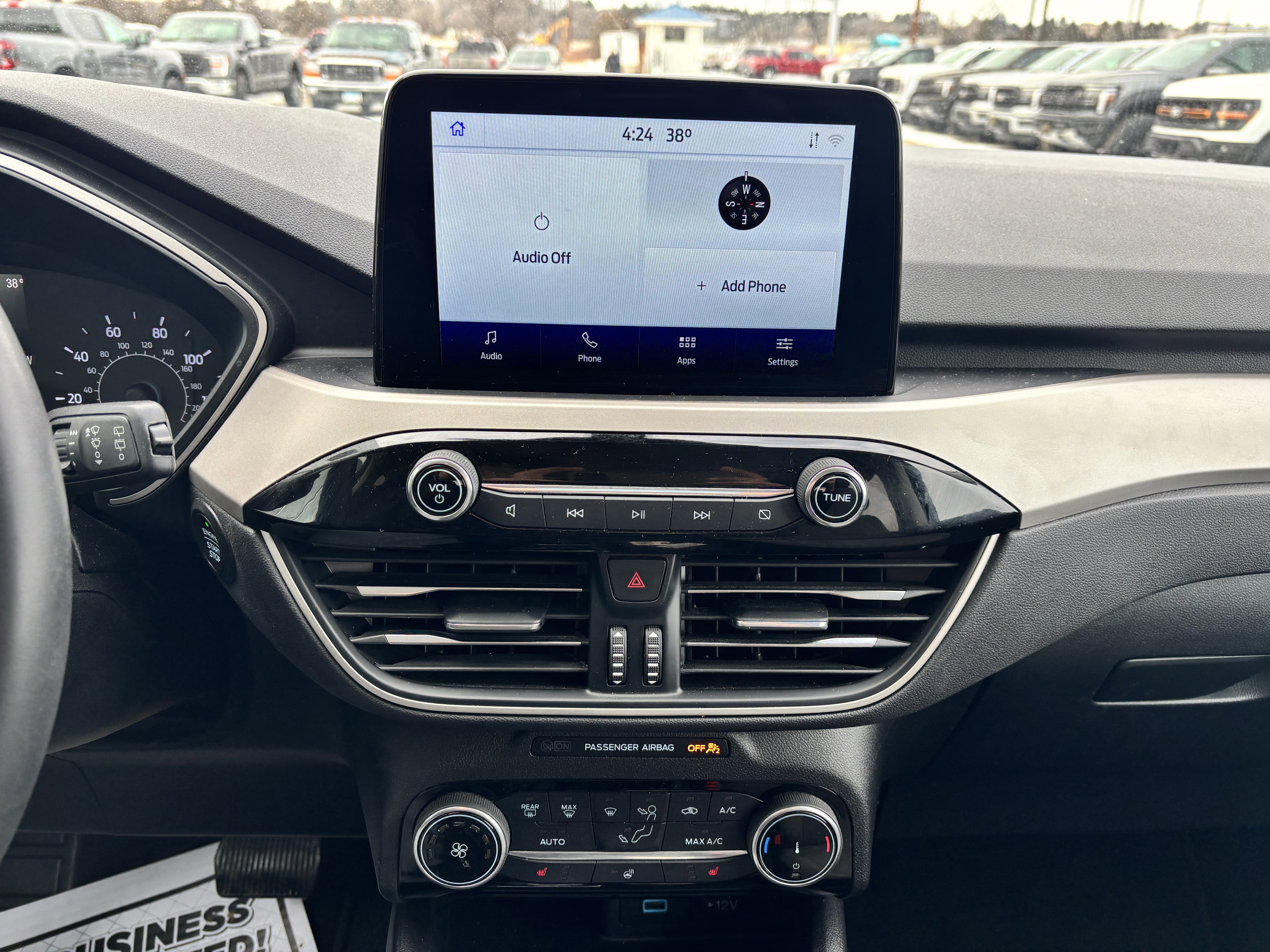 Certified 2022 Ford Escape SE w/ Cold Weather Package image 23