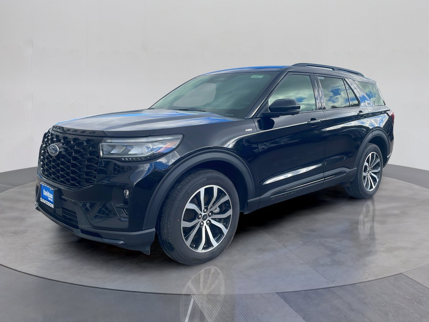 Certified 2025 Ford Explorer ST-Line