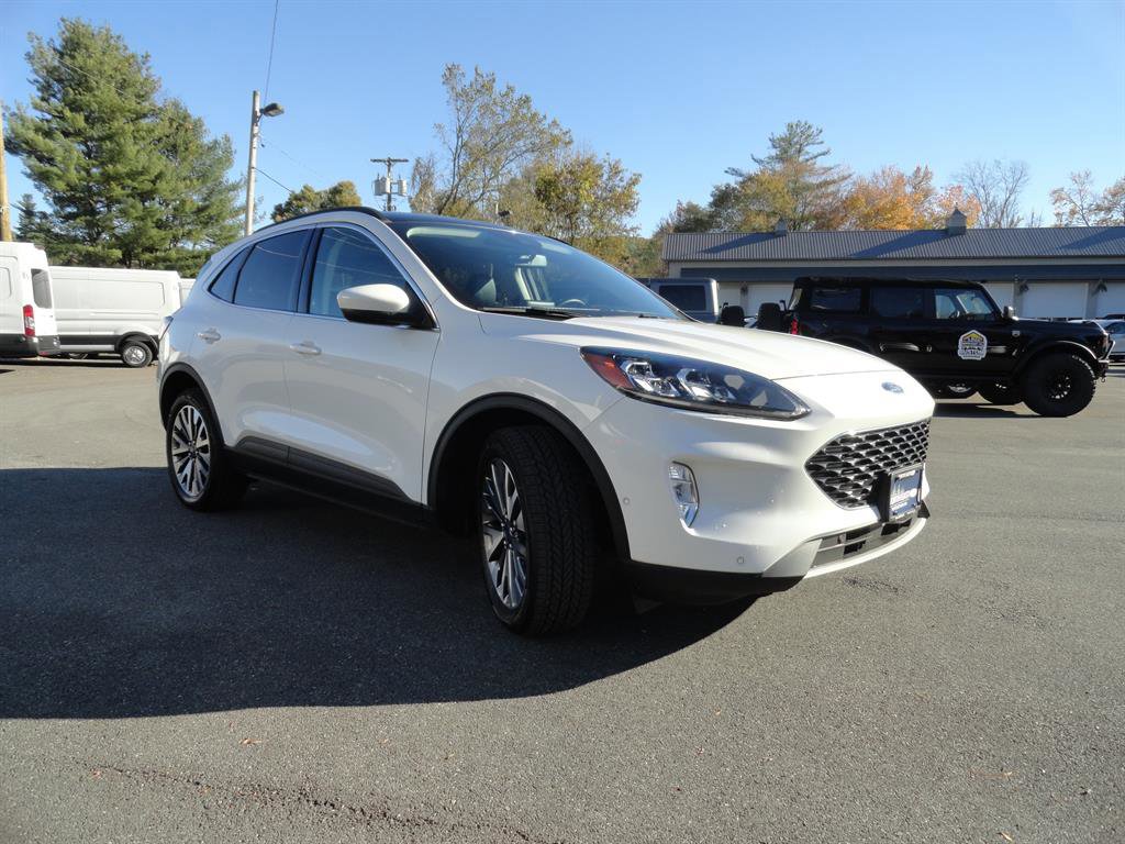 Certified 2021 Ford Escape Titanium image 7