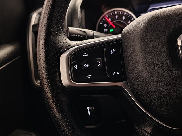 Used 2025 RAM 1500 Warlock AWD/4WD image 36