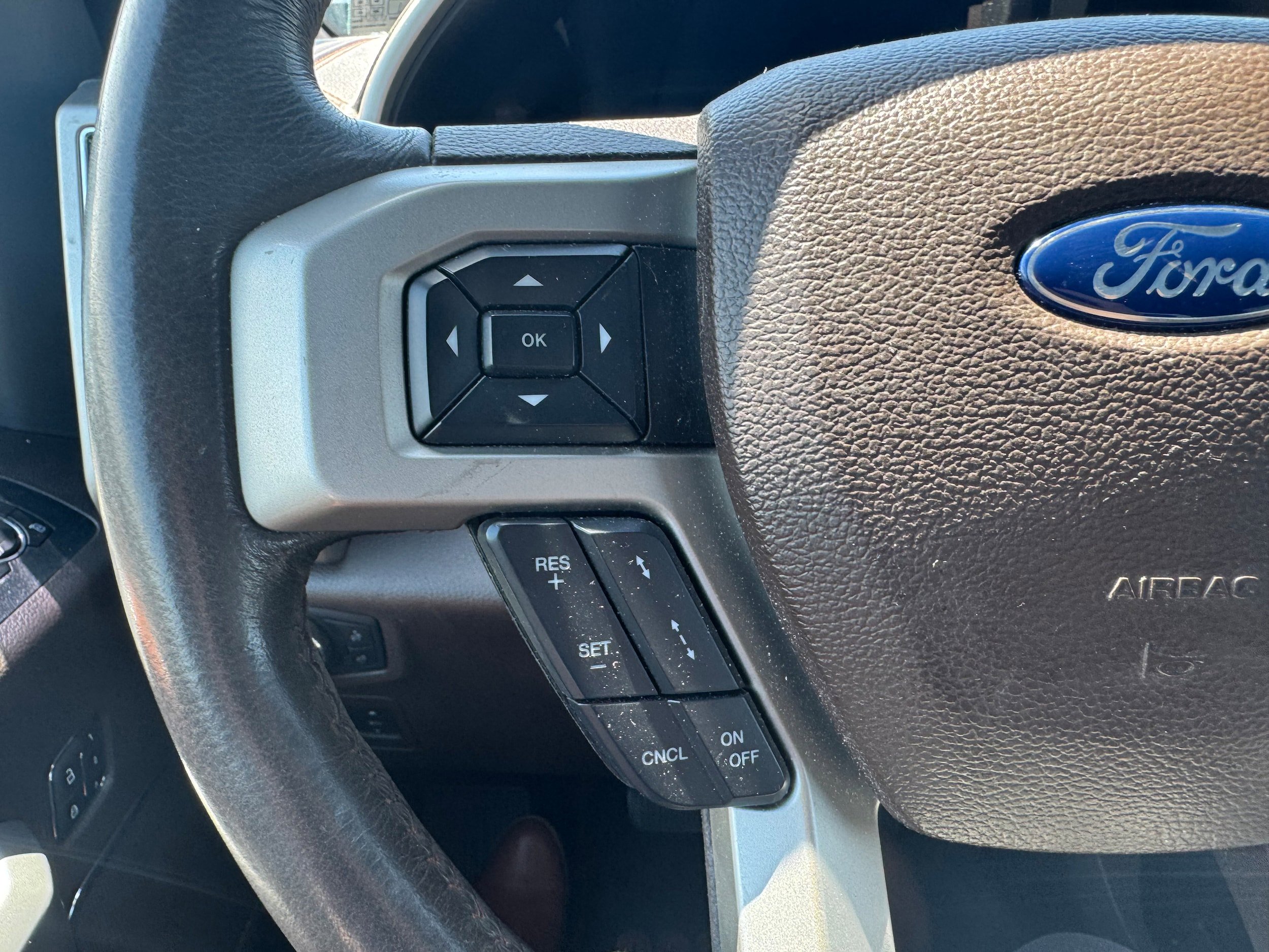 Certified 2020 Ford F150 King Ranch w/ Equipment Group 601A Luxury AWD/4WD image 15