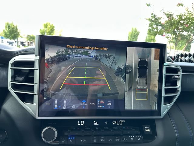 Used 2025 Toyota Tundra Platinum AWD/4WD image 18