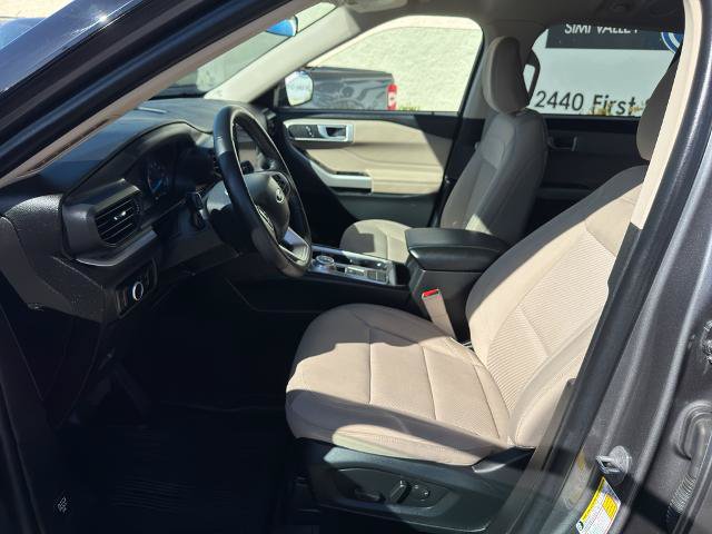 Certified 2023 Ford Explorer XLT RWD image 9