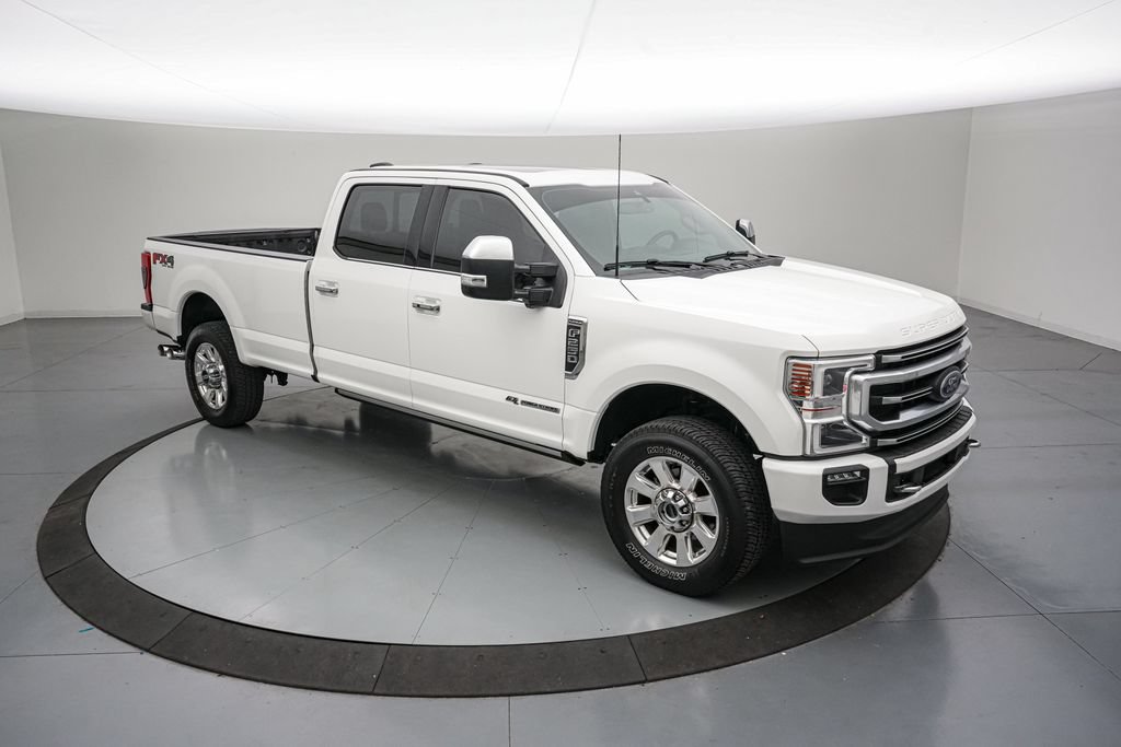 Certified 2022 Ford F250 Platinum w/ FX4 Off-Road Package AWD/4WD image 2