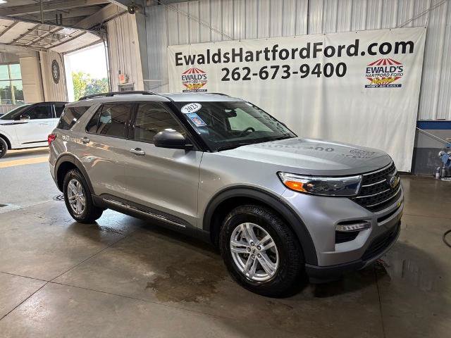 Certified 2023 Ford Explorer XLT w/ Equipment Group 202A AWD/4WD image 2