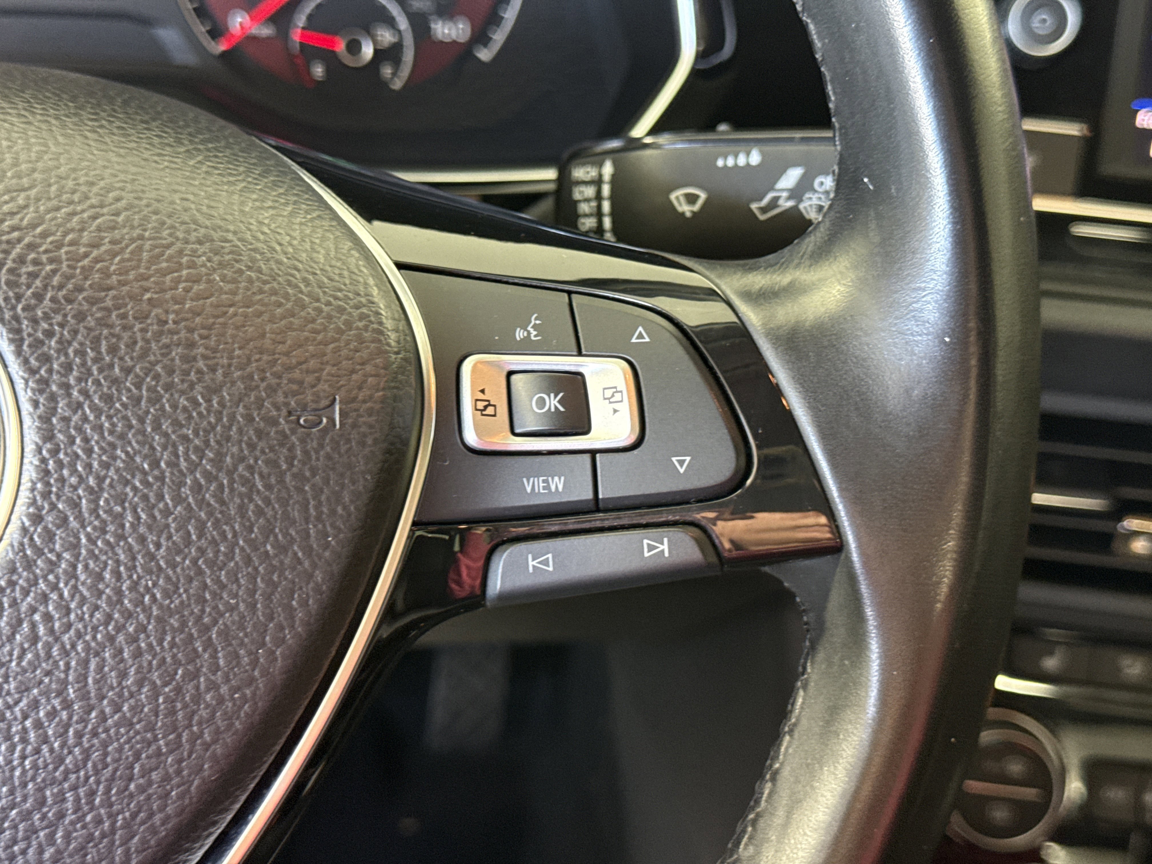 Used 2019 Volkswagen Jetta SE image 25