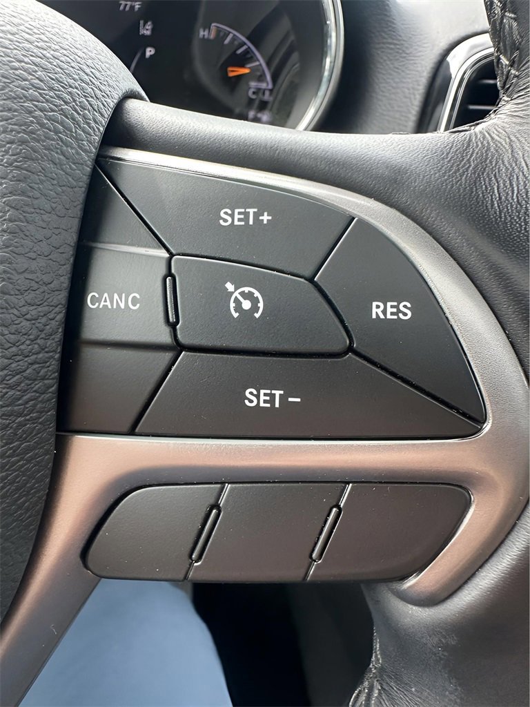 Used 2021 Jeep Grand Cherokee Laredo X image 24