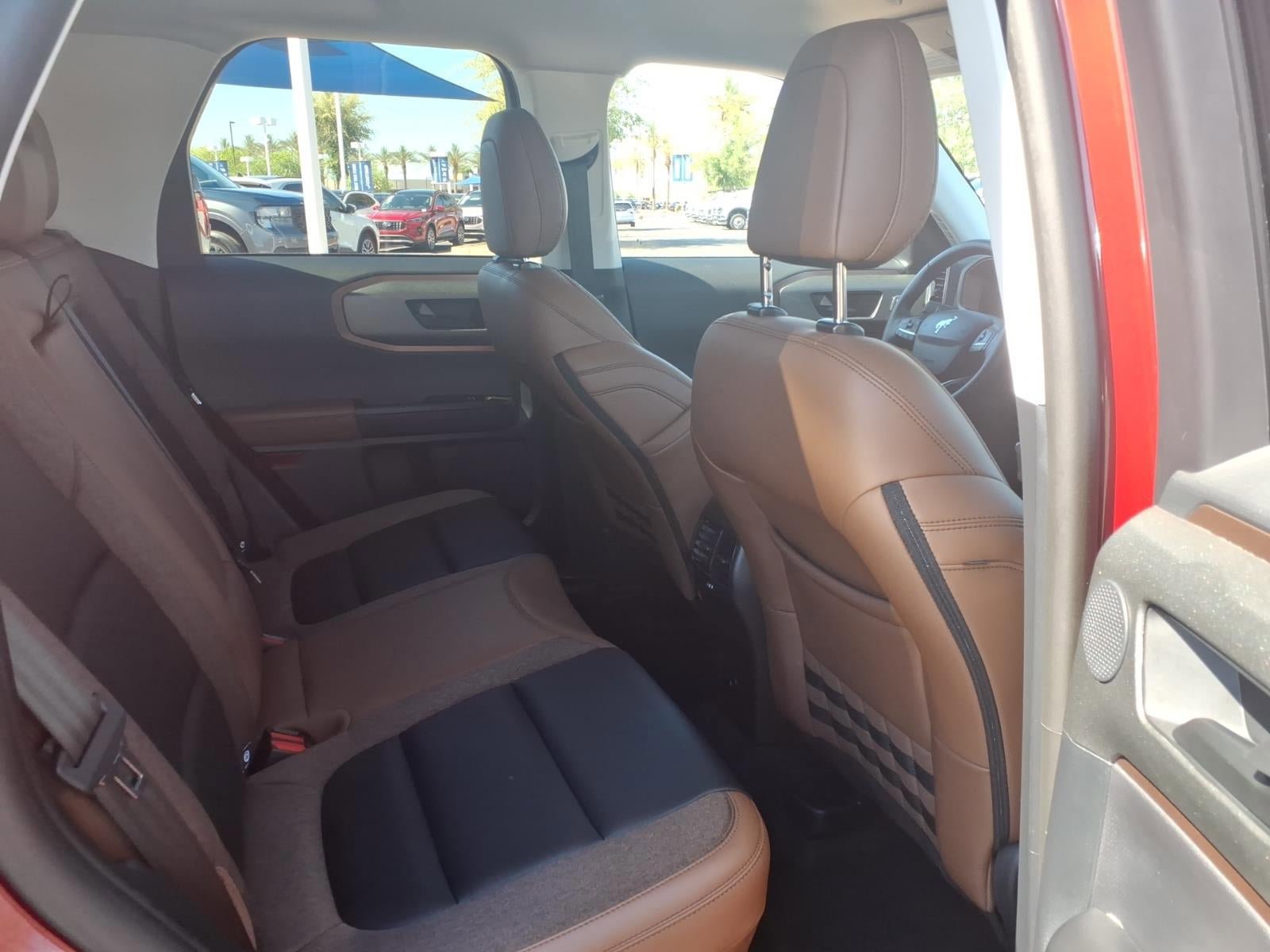 Certified 2025 Ford Bronco Sport Outer Banks w/ Outer Banks Tech Package+ AWD/4WD image 14