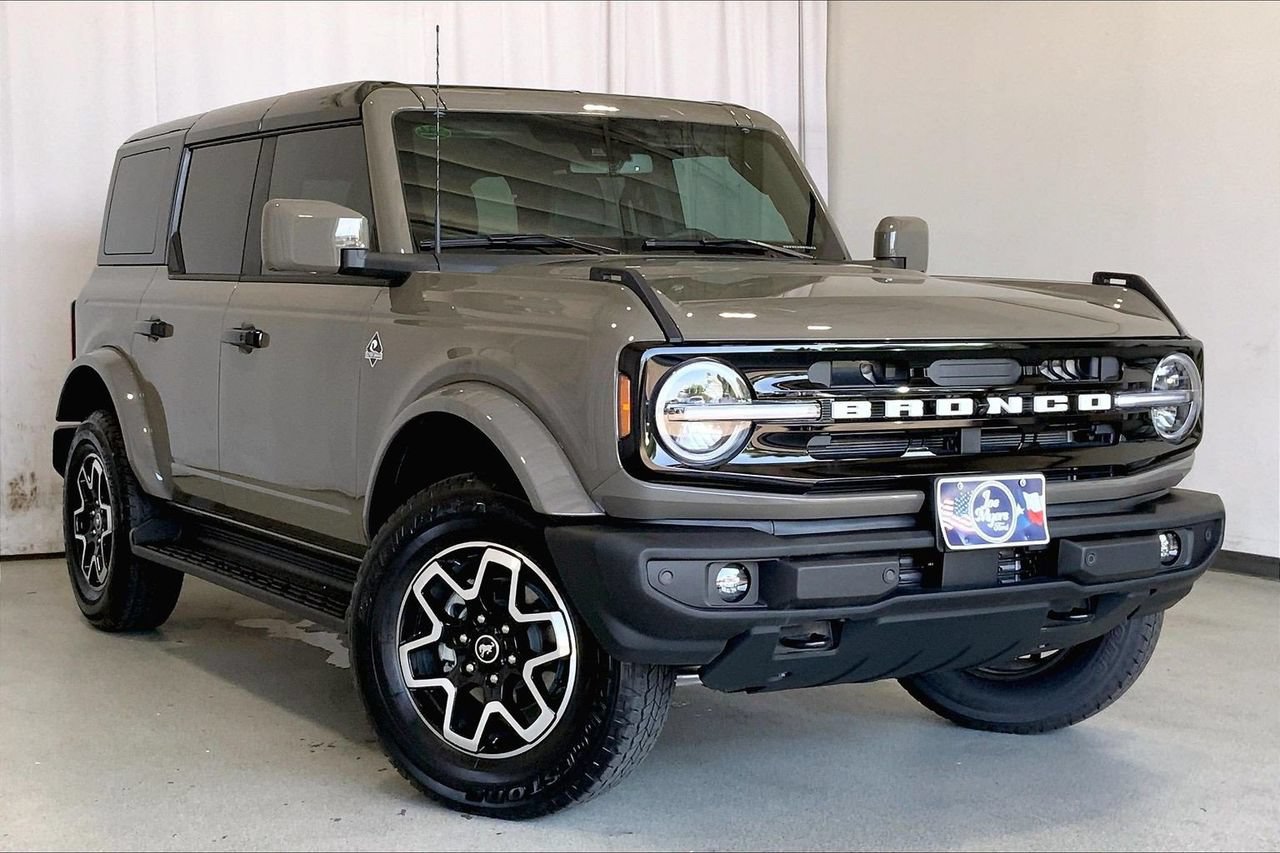 Certified 2026 Ford Bronco Outer Banks AWD/4WD image 34