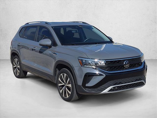 Used 2022 Volkswagen Taos SE AWD/4WD image 3