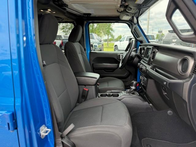 Used 2022 Jeep Gladiator Sport AWD/4WD image 14