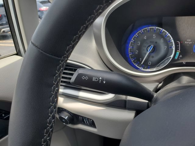 Used 2023 Chrysler Pacifica Touring-L FWD image 15