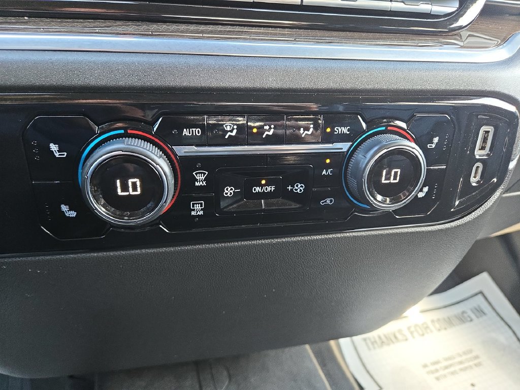 Used 2022 Chevrolet Silverado 1500 LT Trail Boss w/ LPO, Dark Essentials Package AWD/4WD image 11