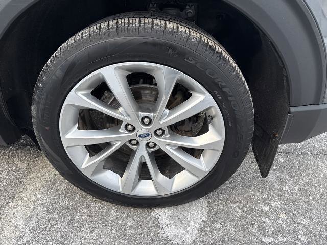 Certified 2023 Ford Explorer Platinum w/ Technology Package image 29