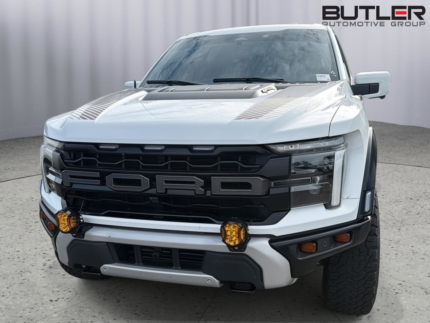 Certified 2025 Ford F150 Raptor AWD/4WD image 3