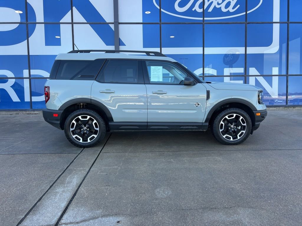 Certified 2023 Ford Bronco Sport Outer Banks w/ Tech Package image 5