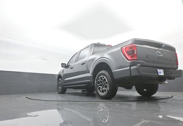Certified 2022 Ford F150 XLT w/ Equipment Group 302A High image 29