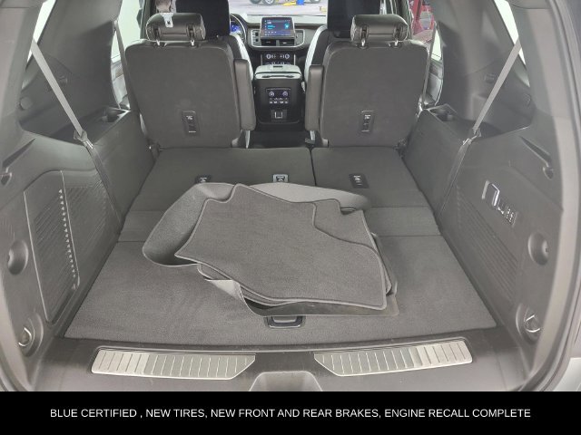 Used 2023 Chevrolet Tahoe Premier w/ Advanced Technology Package AWD/4WD image 16