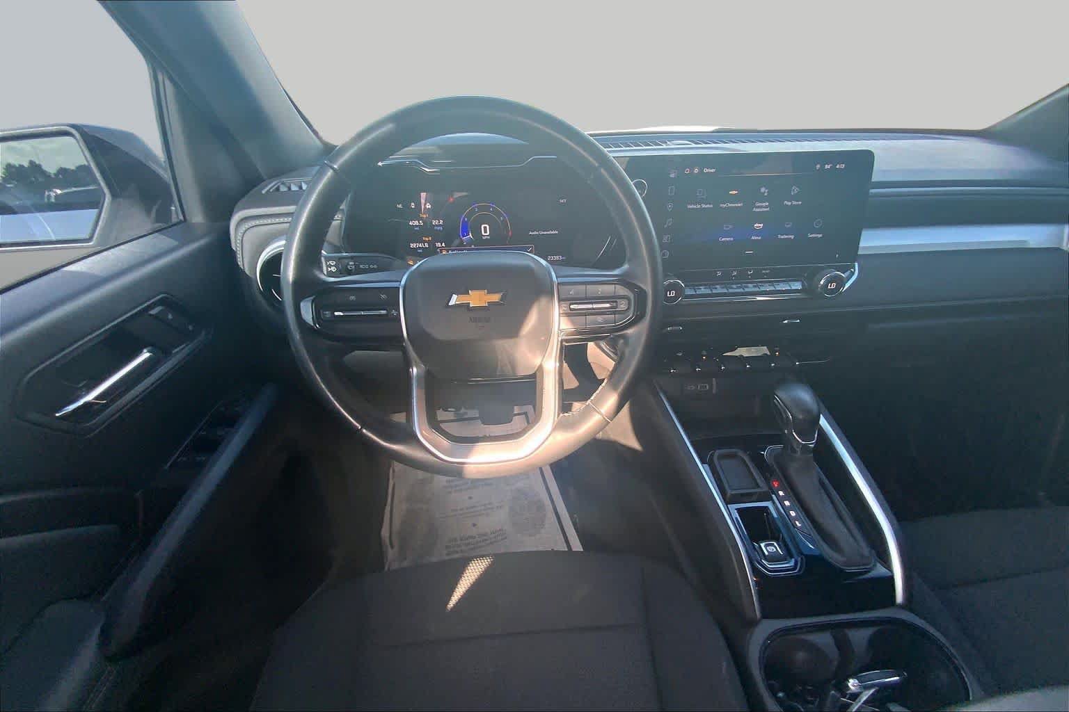 Used 2024 Chevrolet Colorado LT w/ LT Convenience Package RWD image 6