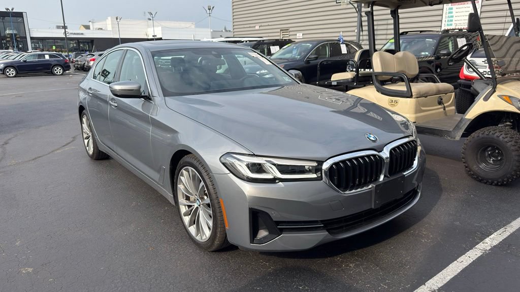 Used 2023 BMW 530i xDrive w/ Convenience Package AWD/4WD image 4