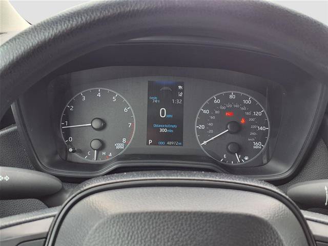 Used 2025 Toyota Corolla LE FWD image 14