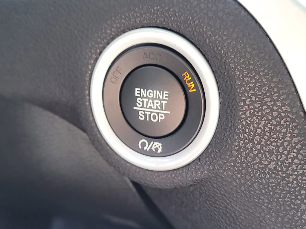 Used 2023 Chrysler 300 Touring L image 26