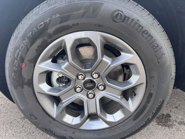Certified 2026 Ford Maverick XLT w/ Equipment Group 301A AWD/4WD image 9