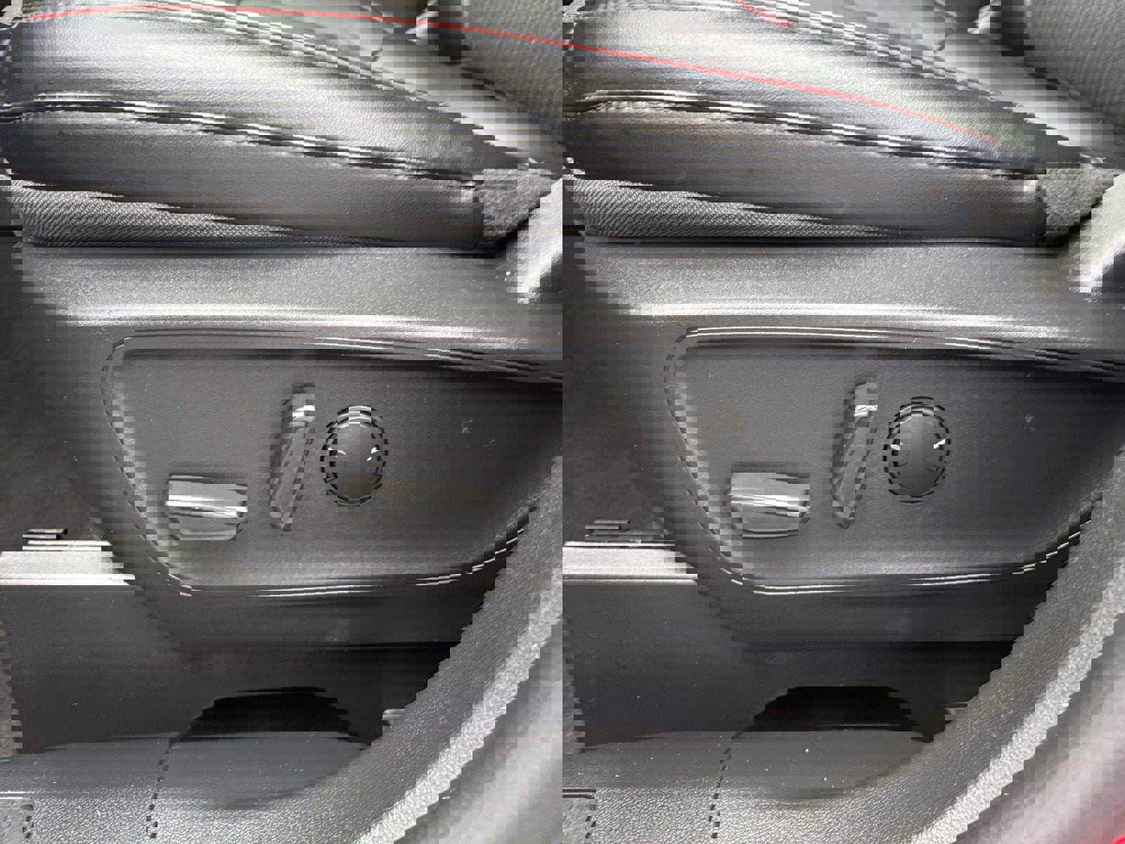 Certified 2024 Ford Escape ST-Line w/ Tech Pack #1 image 12