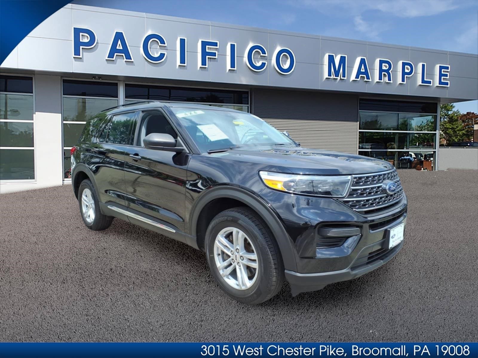 Certified 2023 Ford Explorer XLT AWD/4WD image 1