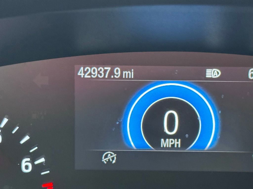 Certified 2021 Ford Escape SE image 33