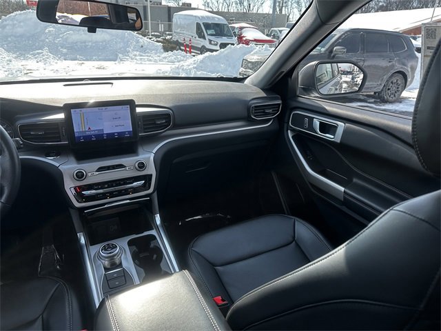 Certified 2023 Ford Explorer XLT w/ Equipment Group 202A image 18