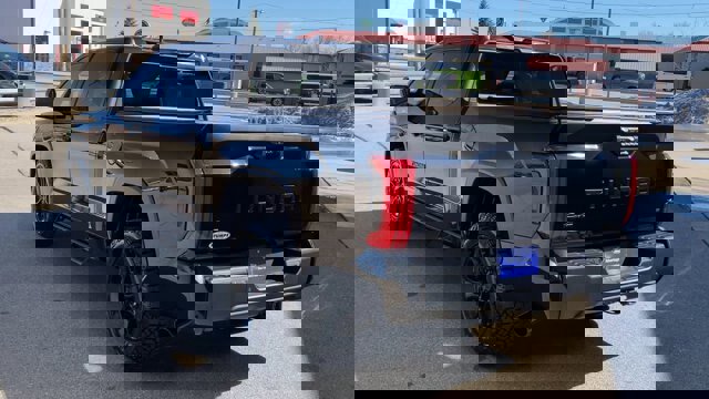 Used 2023 Toyota Tundra SR5 w/ SR5 Convenience Package image 8