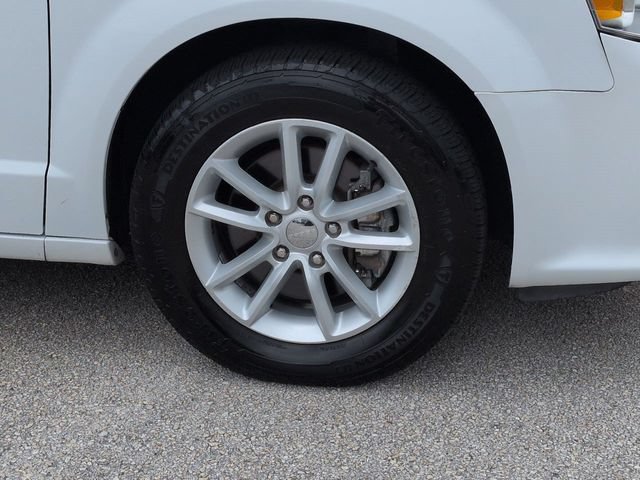 Used 2018 Dodge Grand Caravan SXT FWD image 11