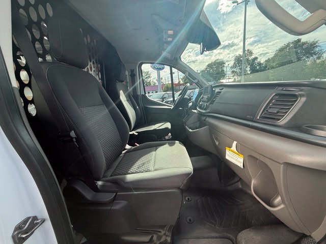 Certified 2025 Ford Transit 250 Low Roof w/ Exterior Upgrade Package RWD image 15
