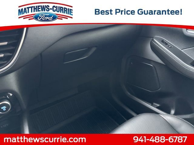 Certified 2023 Ford Escape Platinum image 23