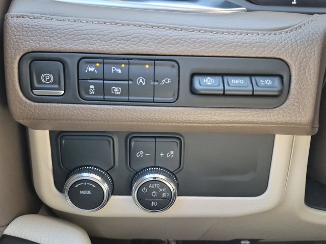 Used 2022 GMC Yukon Denali RWD image 19