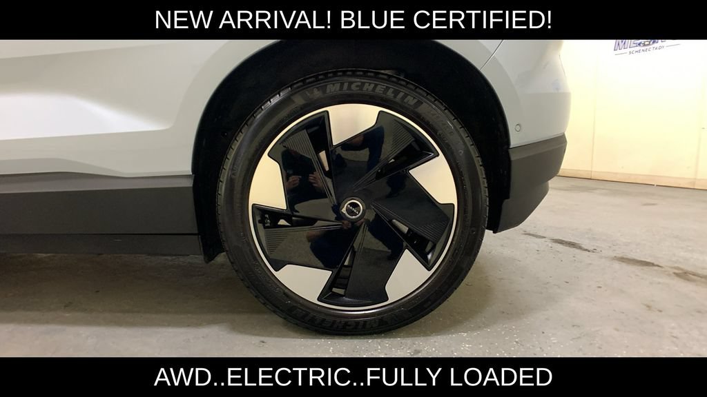 Used 2025 Volvo EX30 Ultra w/ Climate Package AWD/4WD image 21