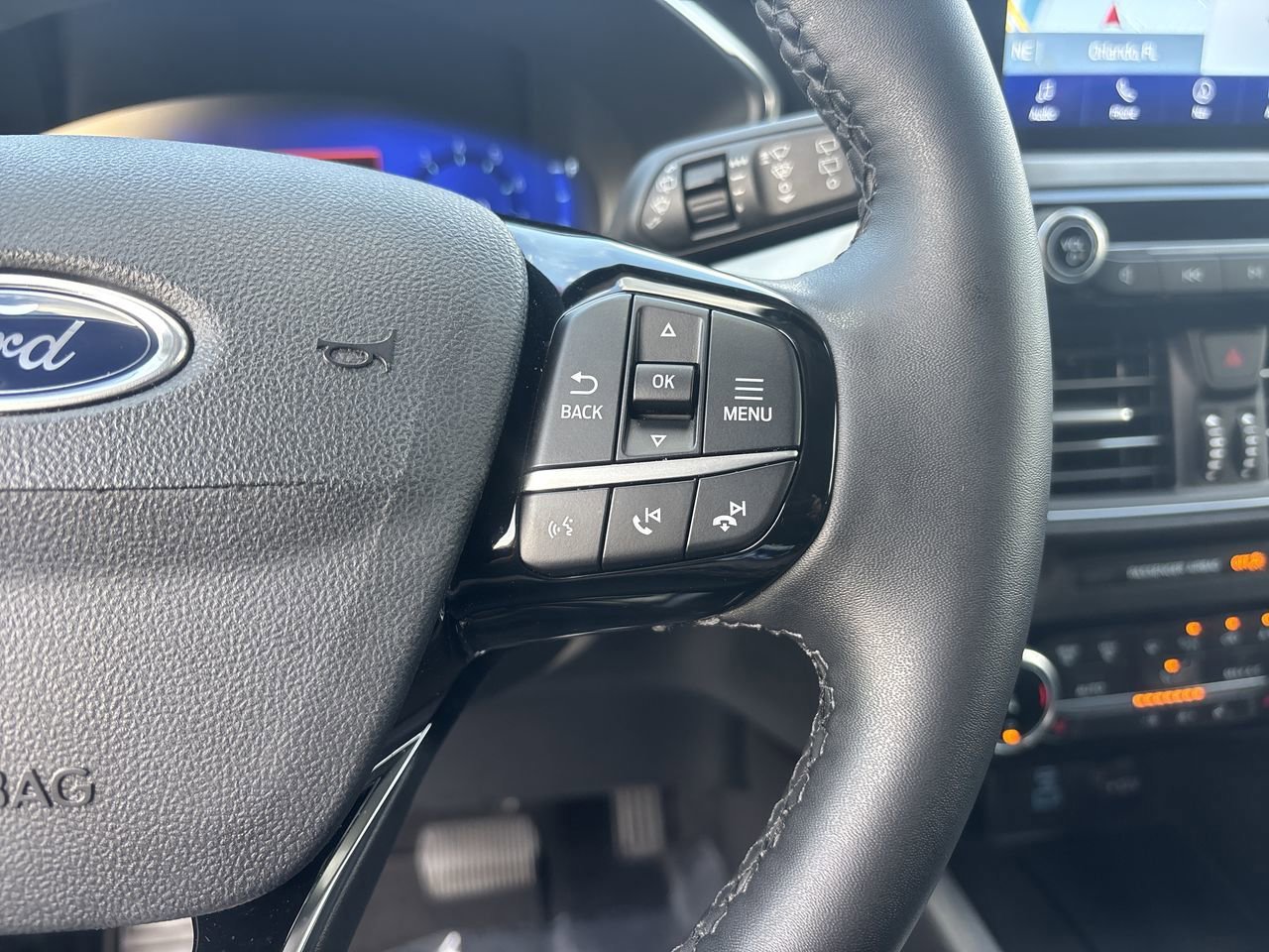 Certified 2022 Ford Escape Titanium image 29