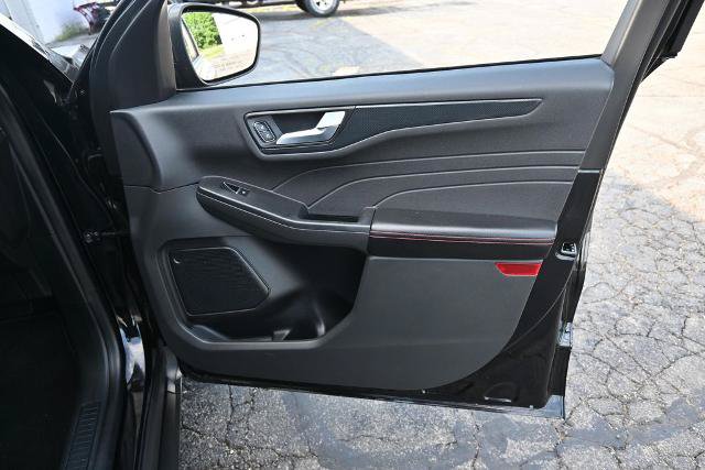 Certified 2023 Ford Escape ST-Line w/ Tech Pack #1 FWD image 24