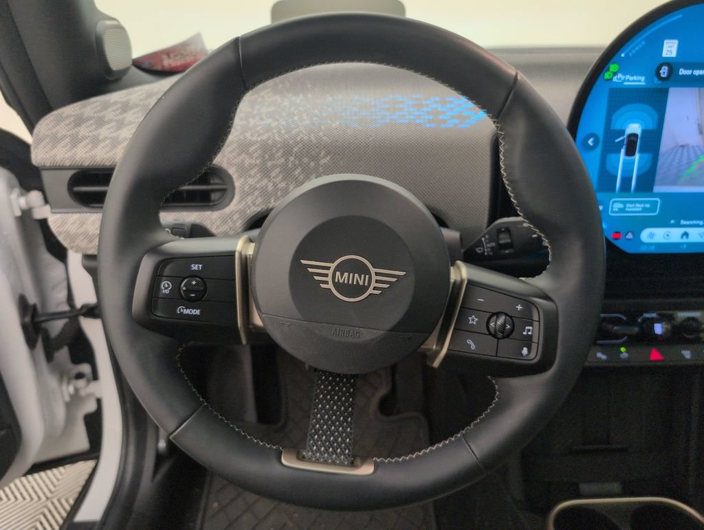 Used 2025 MINI Cooper S FWD image 35