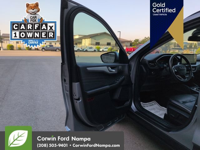 Certified 2024 Ford Escape Platinum AWD/4WD image 12