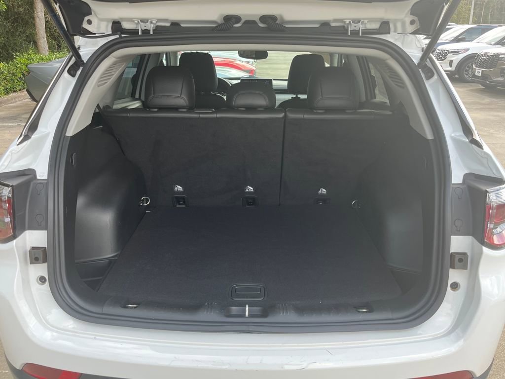 Used 2022 Jeep Compass Latitude image 52