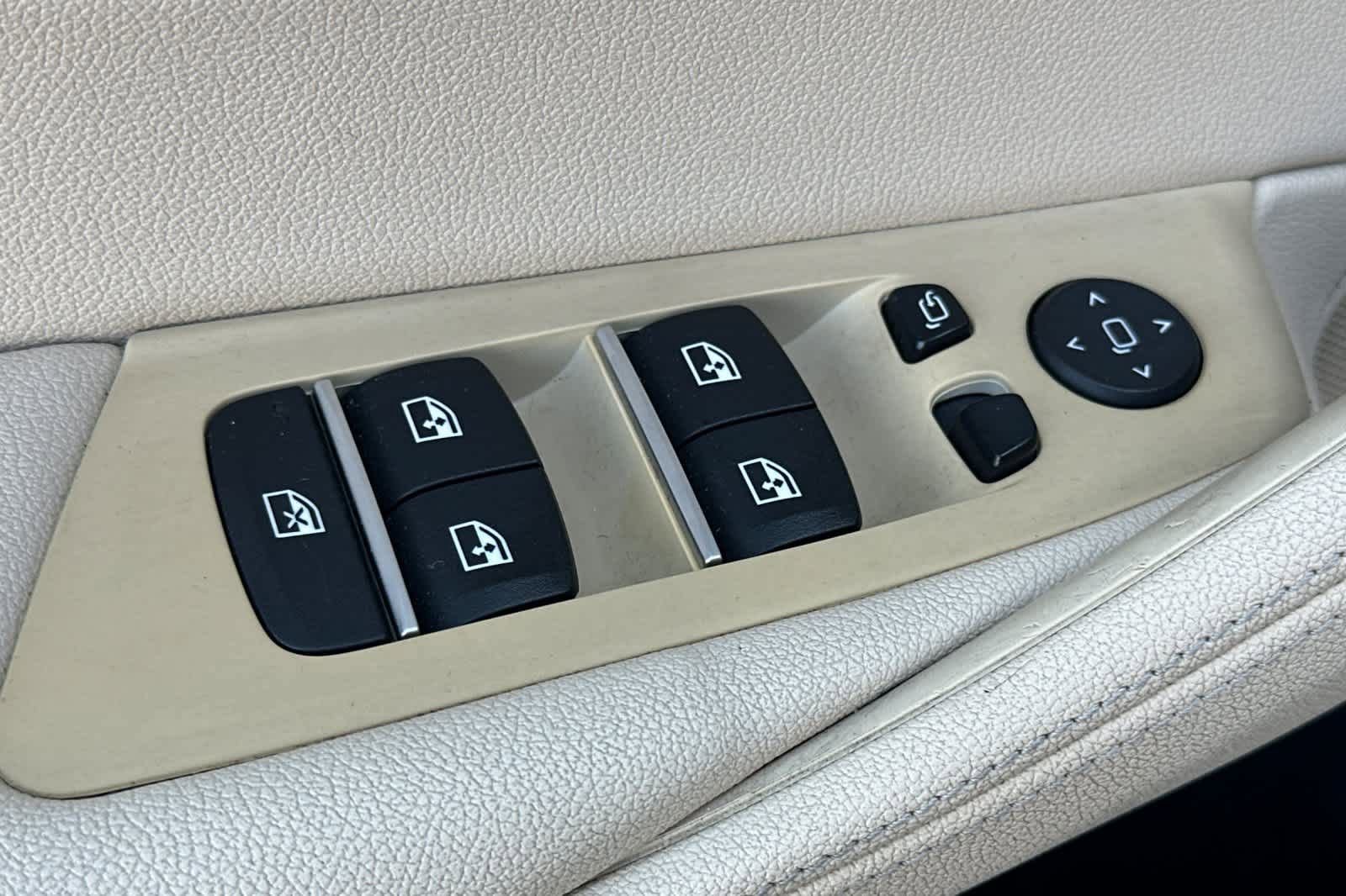 Used 2020 BMW 530i 530i w/ Convenience Package image 14