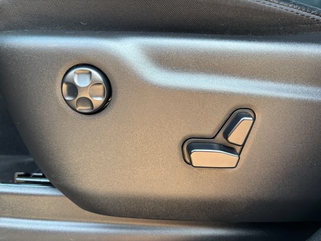 Used 2020 Jeep Grand Cherokee Limited AWD/4WD image 17